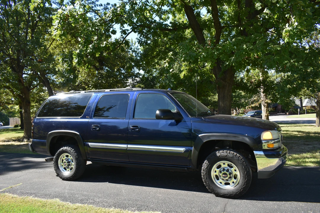2004 GMC Yukon 2nd Gen - Image 29 of 31