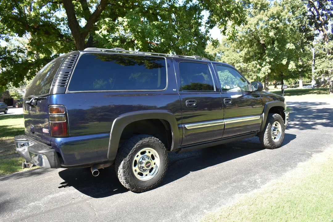2004 GMC Yukon 2nd Gen - Image 23 of 31