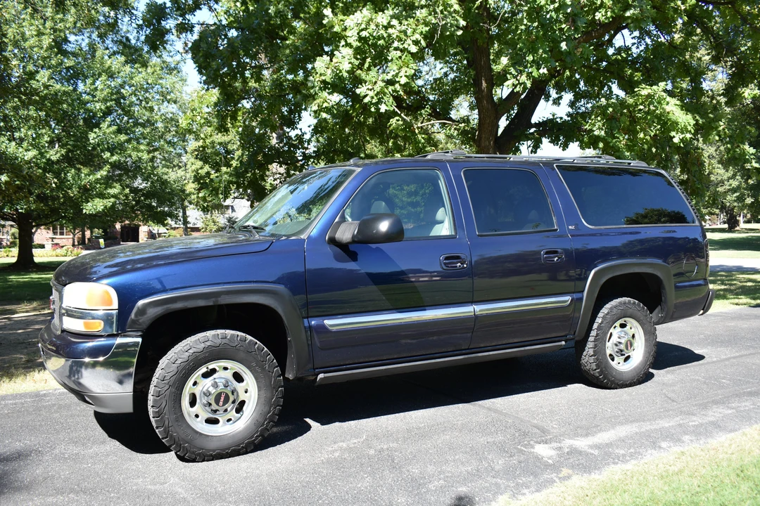 2004 GMC Yukon 2nd Gen - Image 9 of 31