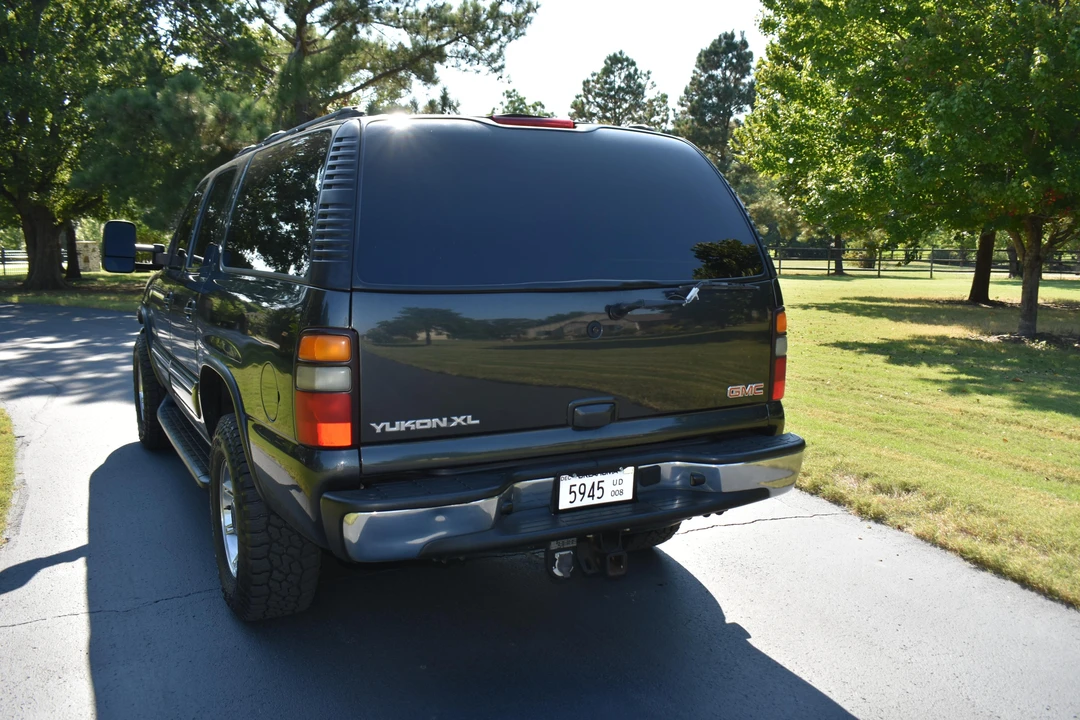 2004 GMC Yukon 2nd Gen - Image 14 of 31