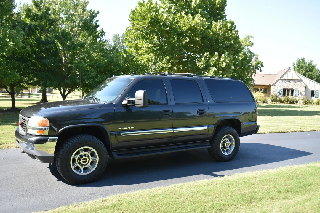 2004 GMC Yukon 2nd Gen - Image 8 of 31