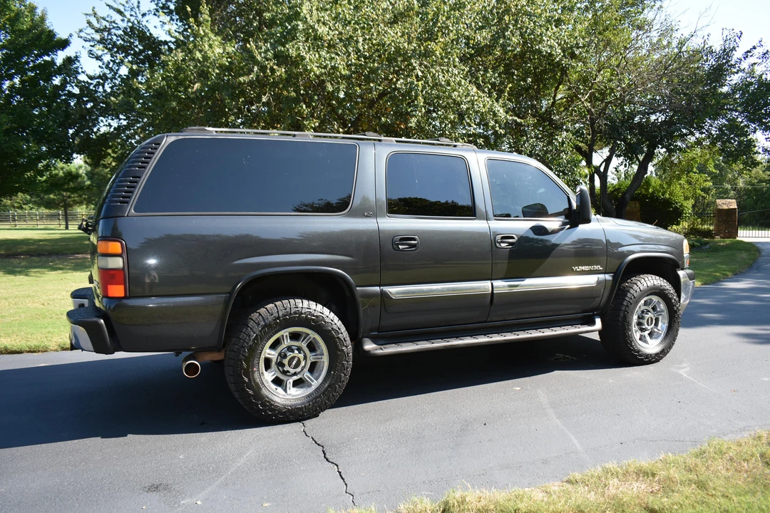 2004 GMC Yukon 2nd Gen - Image 18 of 31