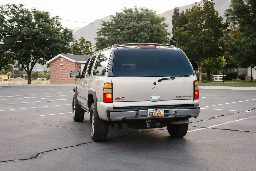 2004 GMC Yukon 2nd Gen - Image 22 of 31