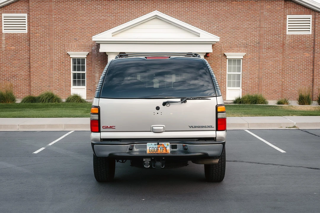 2004 GMC Yukon 2nd Gen - Image 20 of 31