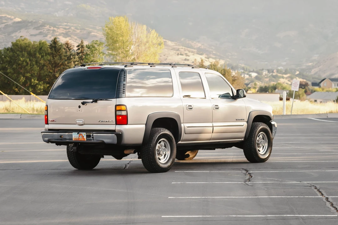 2004 GMC Yukon 2nd Gen - Image 12 of 31