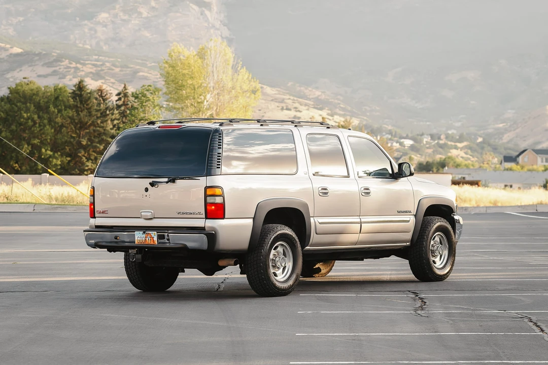 2004 GMC Yukon 2nd Gen - Image 13 of 31