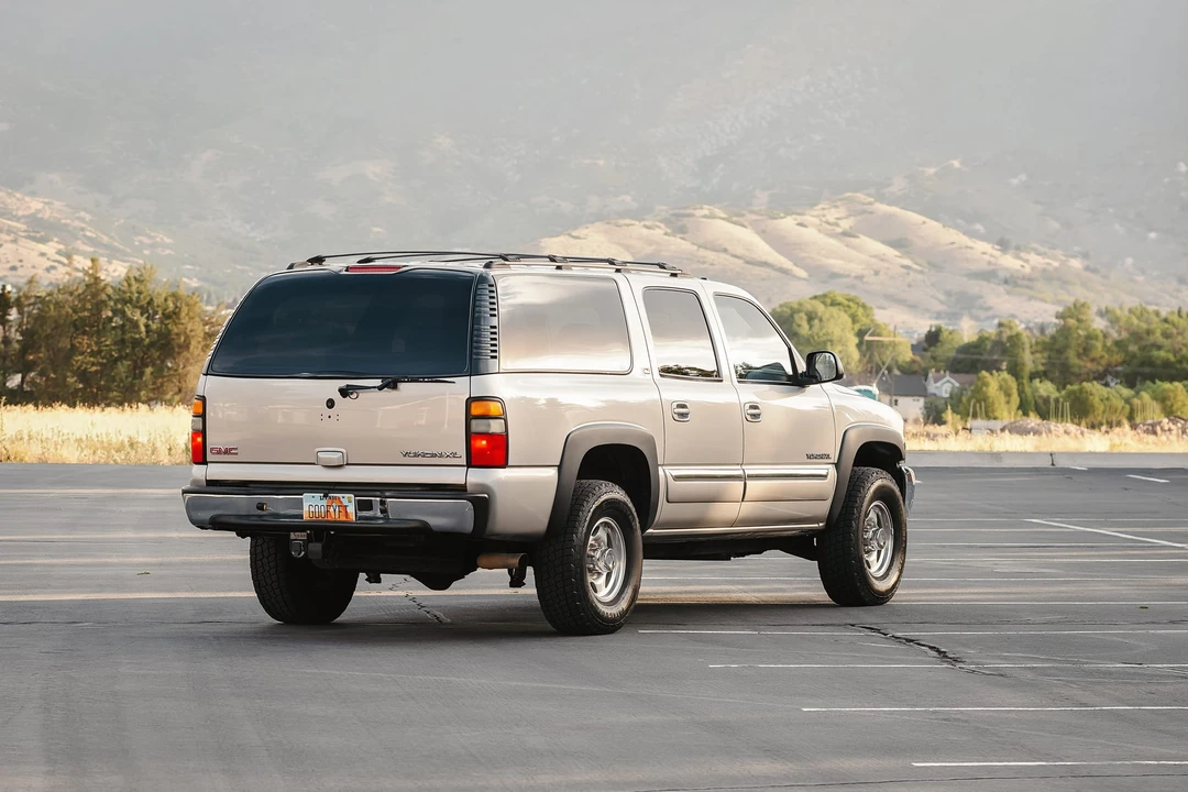 2004 GMC Yukon 2nd Gen - Image 14 of 31