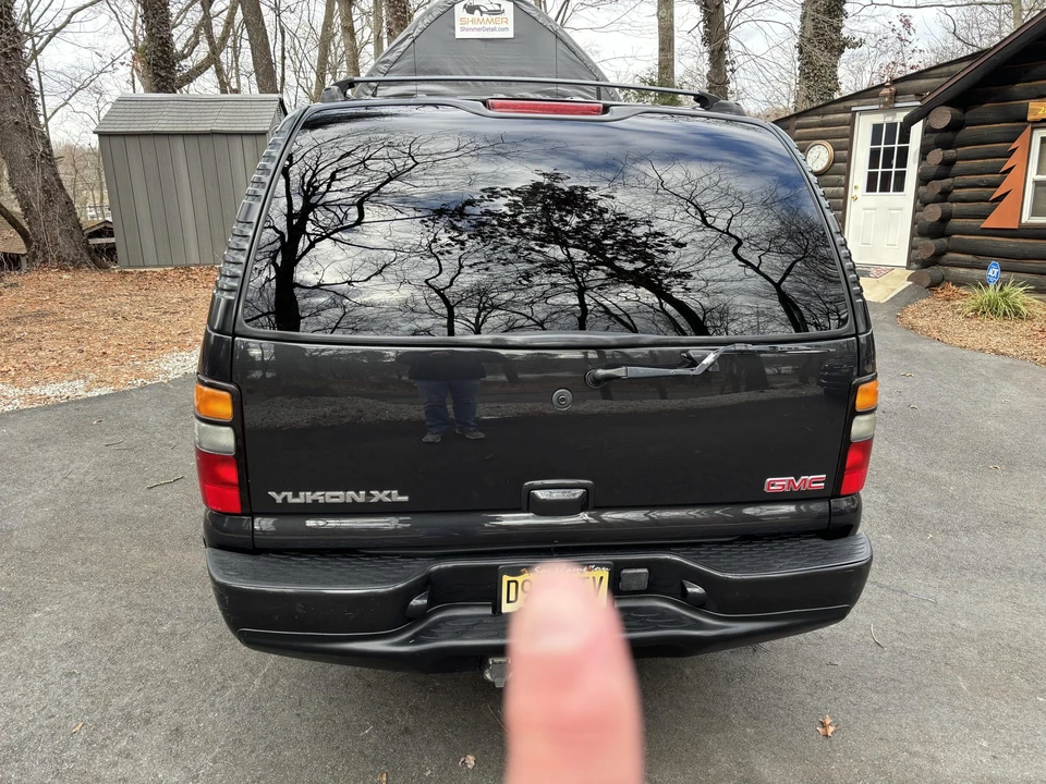 2004 GMC Yukon 2nd Gen - Image 18 of 31