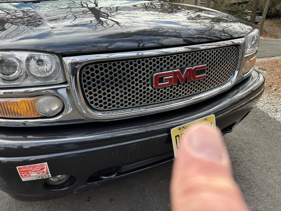 2004 GMC Yukon 2nd Gen - Image 29 of 31