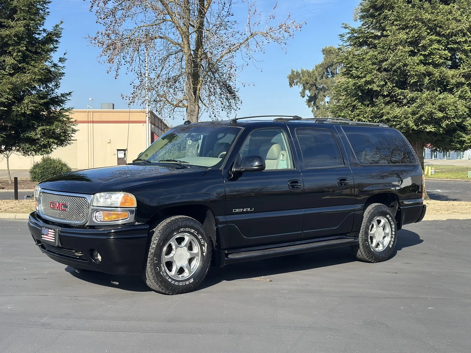 2004 GMC Yukon 2nd Gen - Image 4 of 31