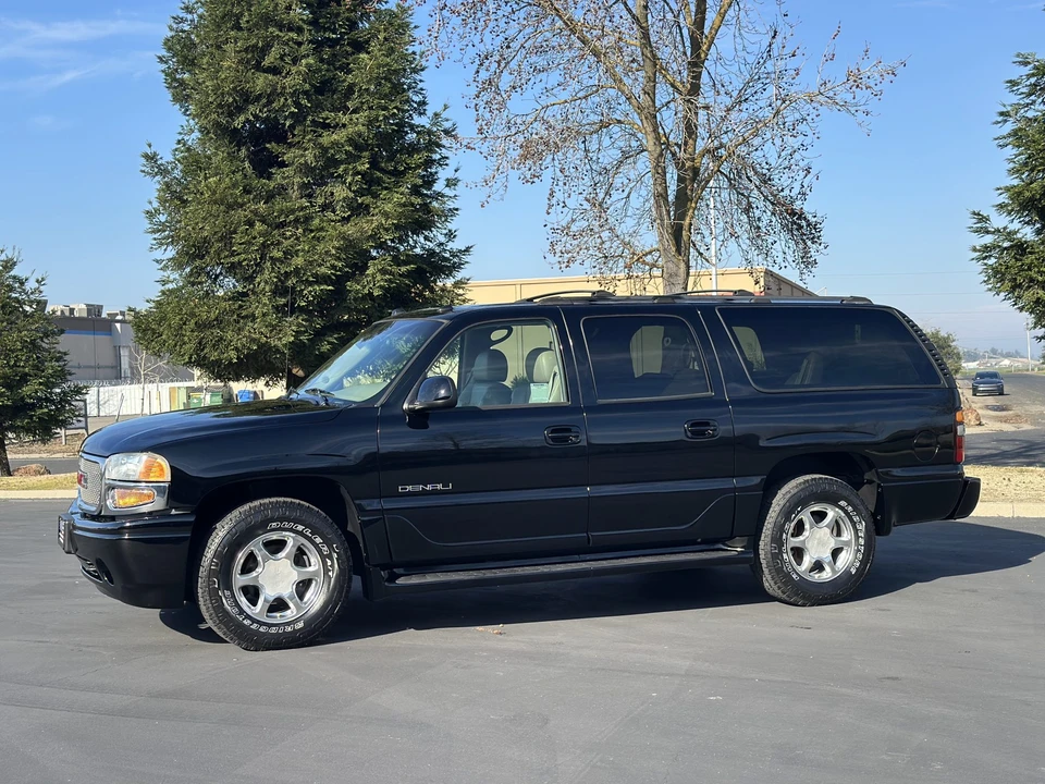 2004 GMC Yukon 2nd Gen - Image 6 of 31