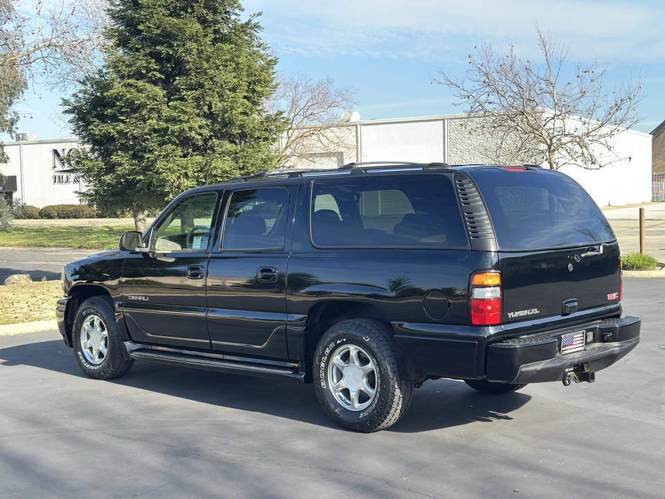 2004 GMC Yukon 2nd Gen - Image 13 of 31