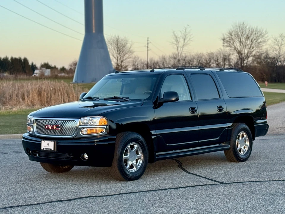 2004 GMC Yukon 2nd Gen - Image 10 of 31