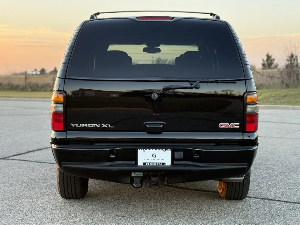 2004 GMC Yukon 2nd Gen - Image 14 of 31