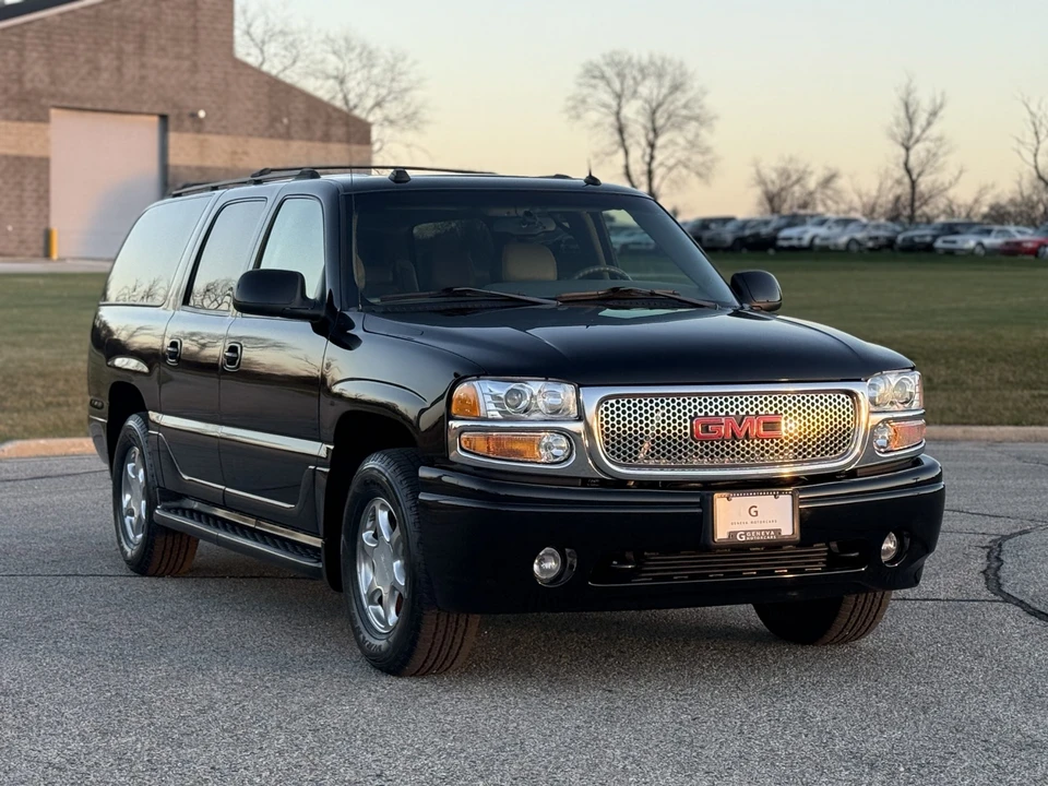 2004 GMC Yukon 2nd Gen - Image 17 of 31