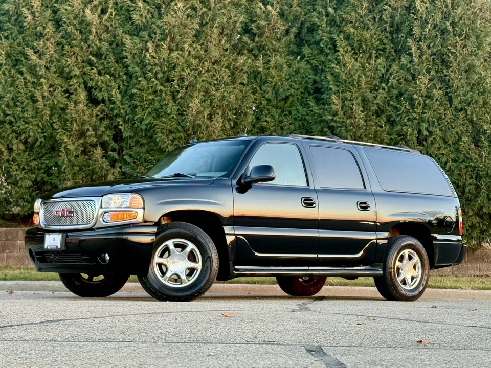 2004 GMC Yukon 2nd Gen - Image 4 of 31