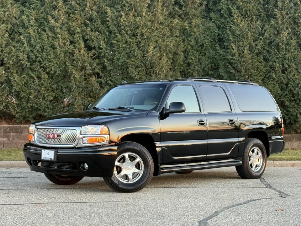 2004 GMC Yukon 2nd Gen - Image 5 of 31