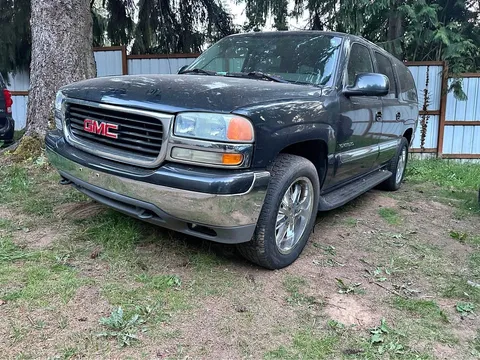 2004 GMC Yukon XL Denali Ultimate Sport Utility 4D