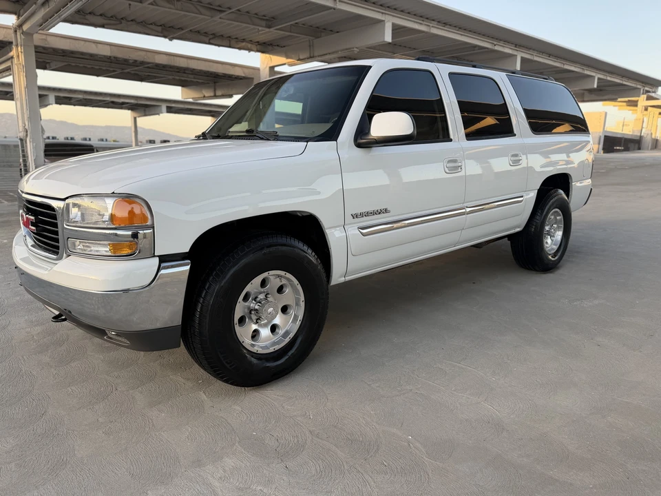 2004 GMC Yukon 2nd Gen - Image 16 of 31