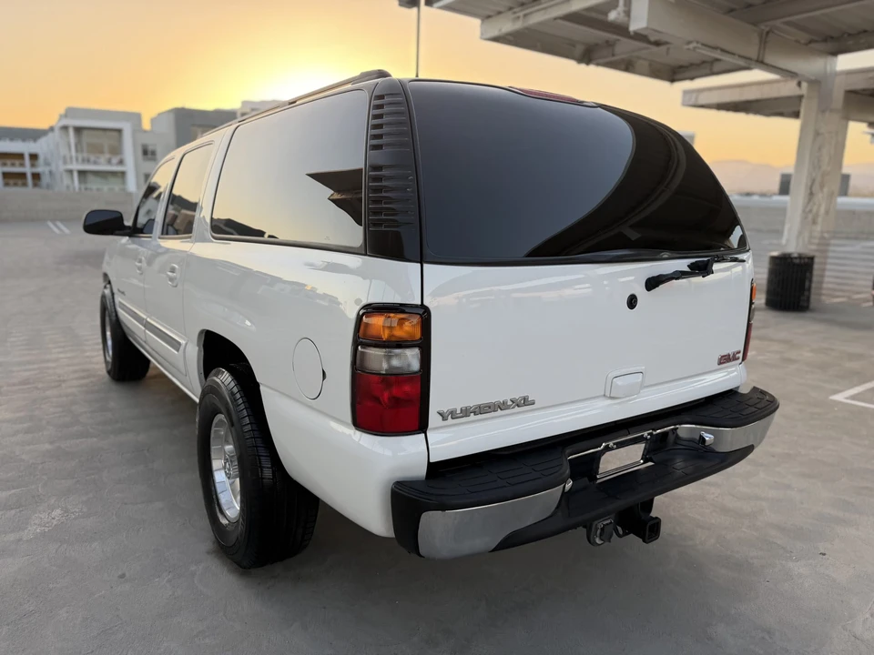 2004 GMC Yukon 2nd Gen - Image 23 of 31