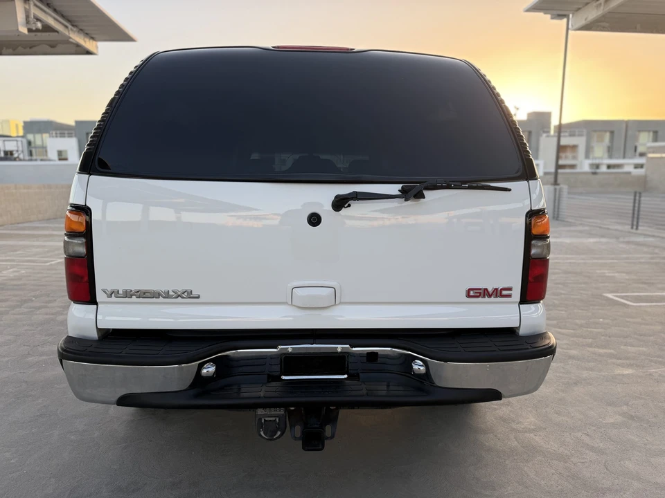 2004 GMC Yukon 2nd Gen - Image 26 of 31