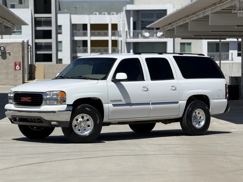 2004 GMC Yukon 2nd Gen - Image 6 of 31