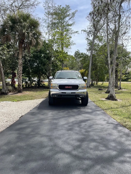 2004 GMC Yukon 2nd Gen - Image 11 of 31
