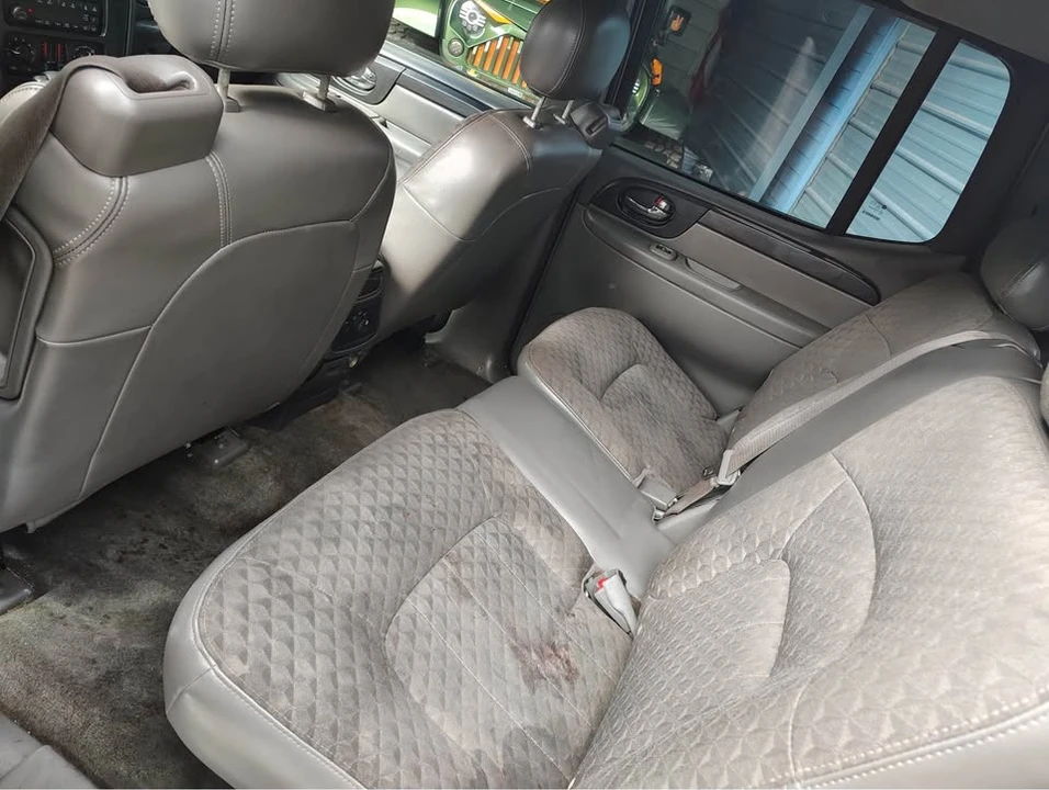 2004 GMC Envoy - Image 5 of 6