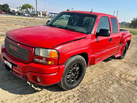2004 GMC Sierra