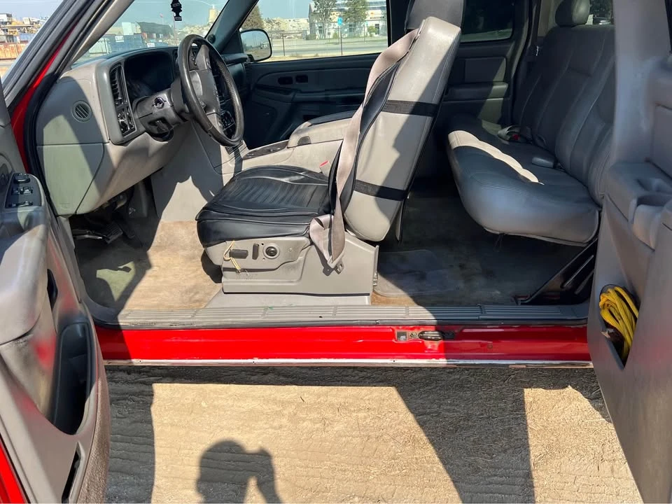 2004 GMC Sierra 1st Gen - Image 14 of 17