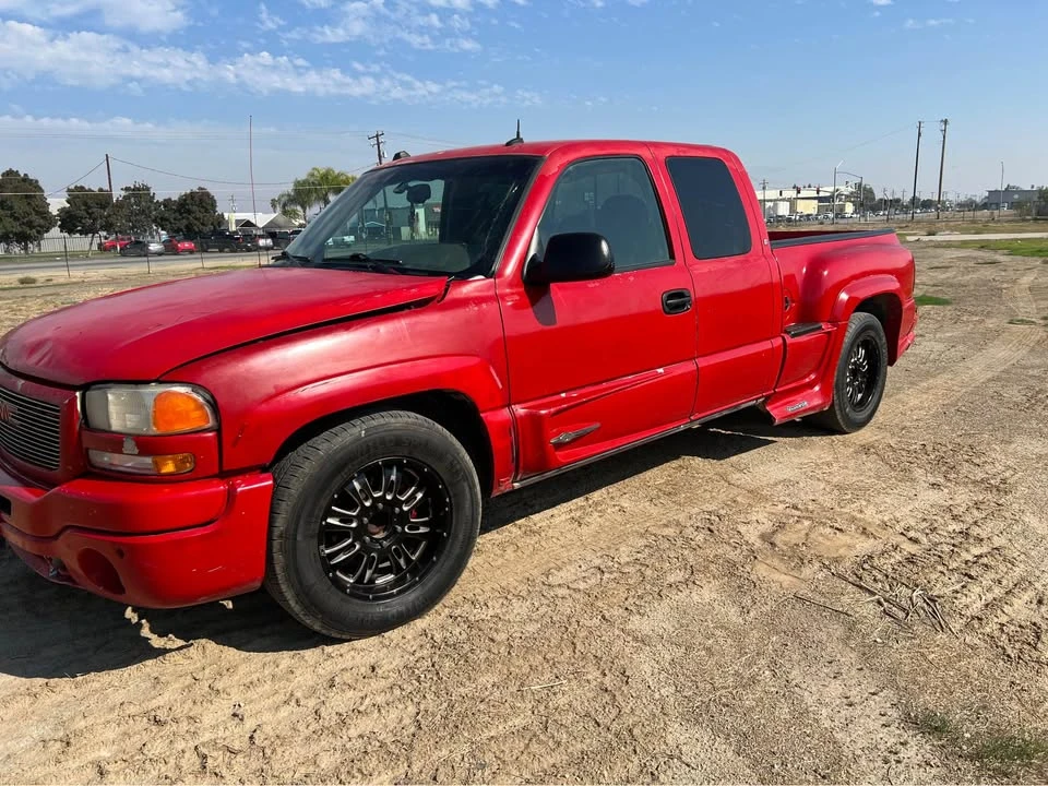 2004 GMC Sierra 1st Gen - Image 12 of 17