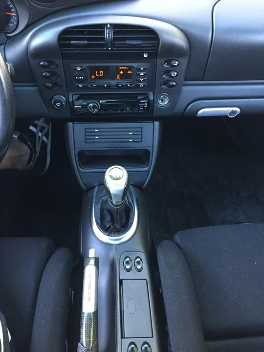 2004 Porsche 996 GT3 - Image 14 of 27