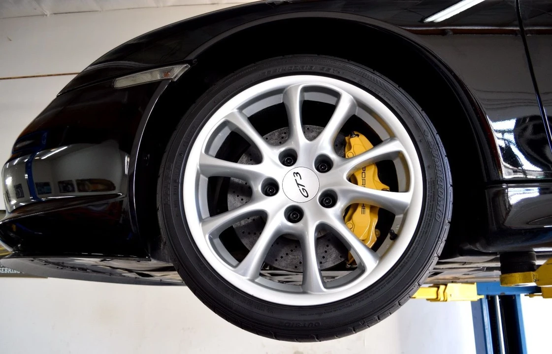 2004 Porsche 996 GT3 - Image 17 of 31
