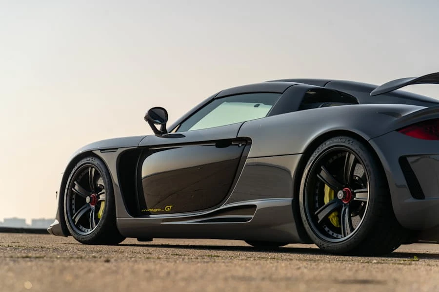 2004 Porsche Carrera GT - Image 21 of 31