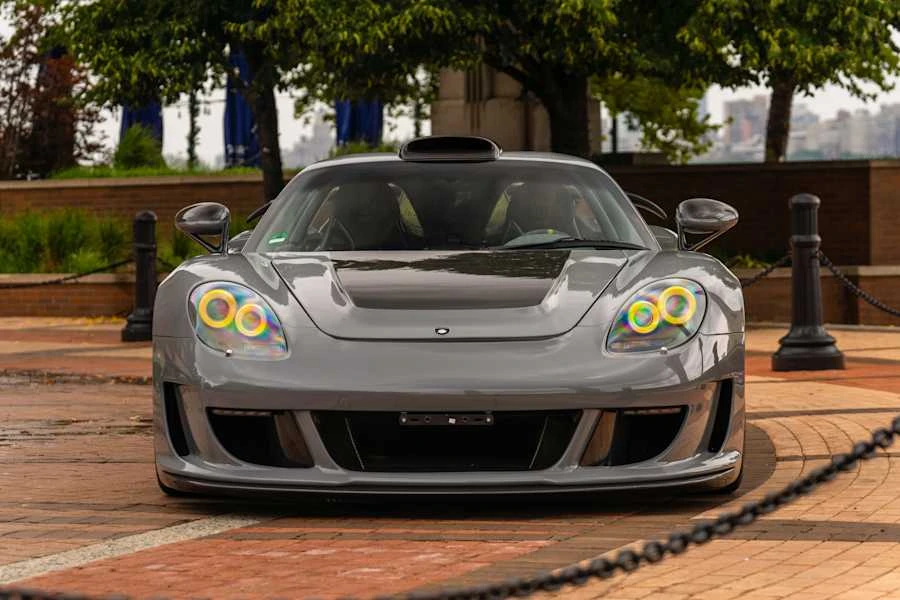 2004 Porsche Carrera GT - Image 4 of 31