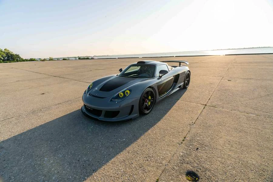 2004 Porsche Carrera GT - Image 26 of 31