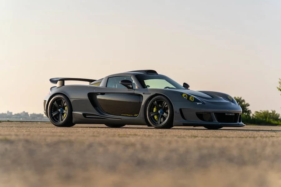 2004 Porsche Carrera GT - Image 10 of 31