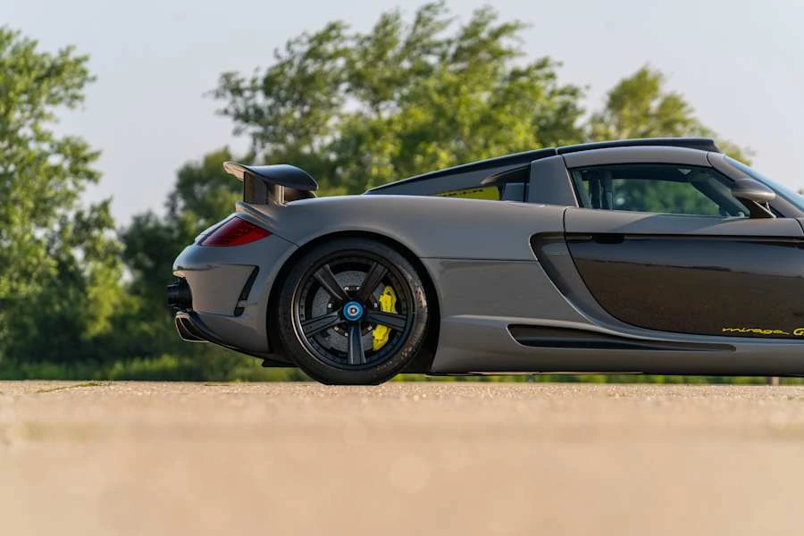 2004 Porsche Carrera GT - Image 28 of 31