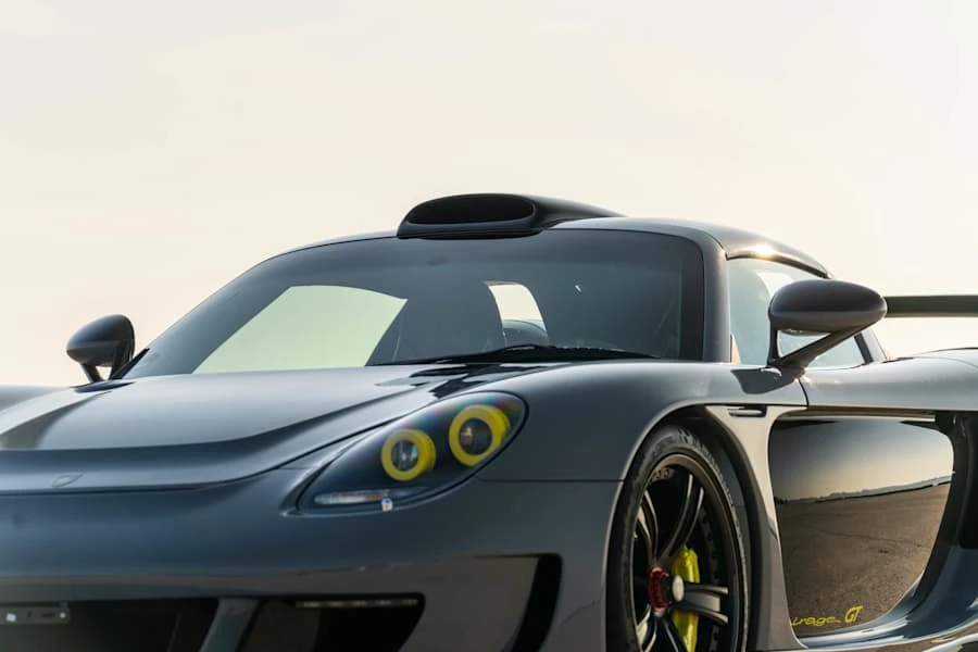 2004 Porsche Carrera GT - Image 18 of 31