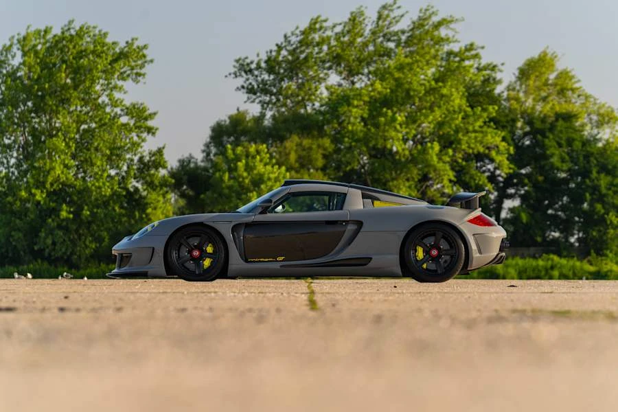 2004 Porsche Carrera GT - Image 29 of 31