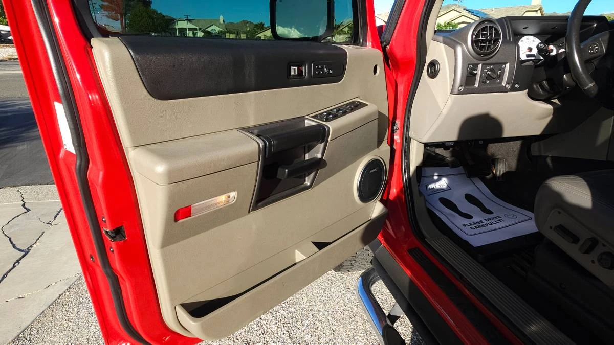 2004 Hummer Hummer H2 - Image 18 of 24