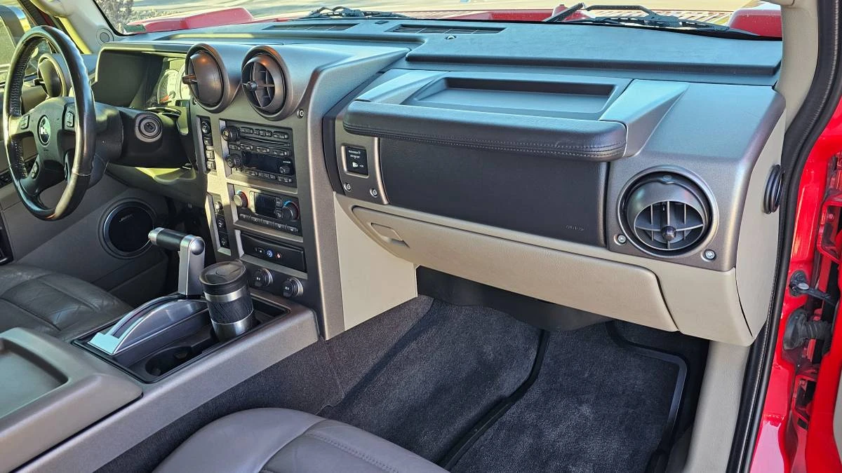 2004 Hummer Hummer H2 - Image 11 of 24