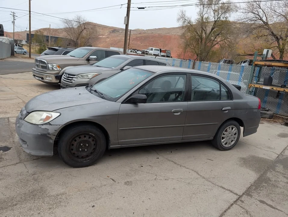 2004 Honda Civic 7th Gen - Image 2 of 8