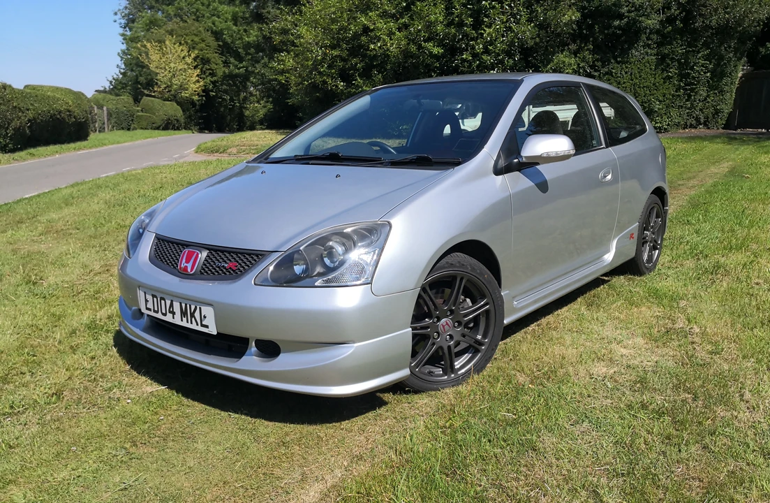 2004 Honda EP3 Civic Type R - Image 2 of 31