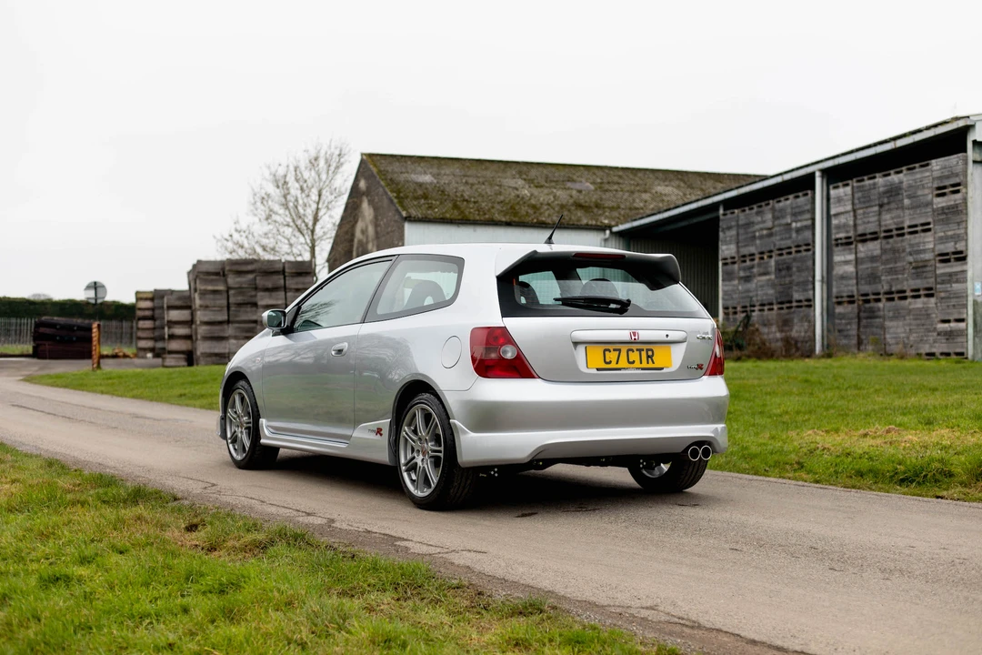 2004 Honda EP3 Civic Type R - Image 8 of 31