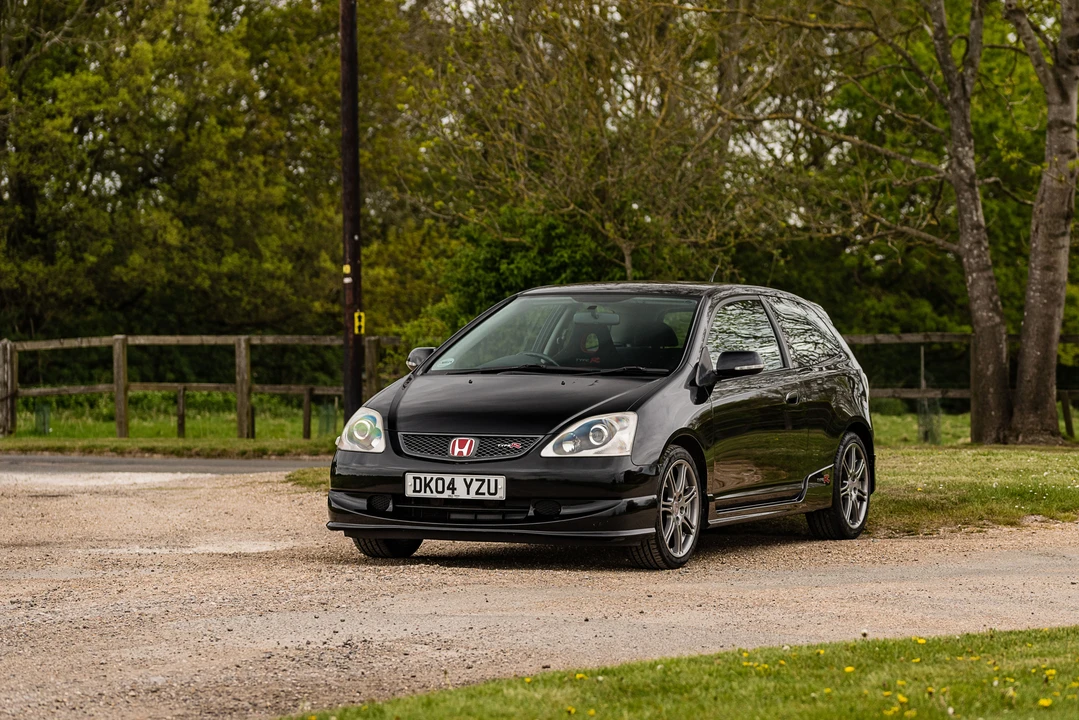 2004 Honda EP3 Civic Type R - Image 4 of 31