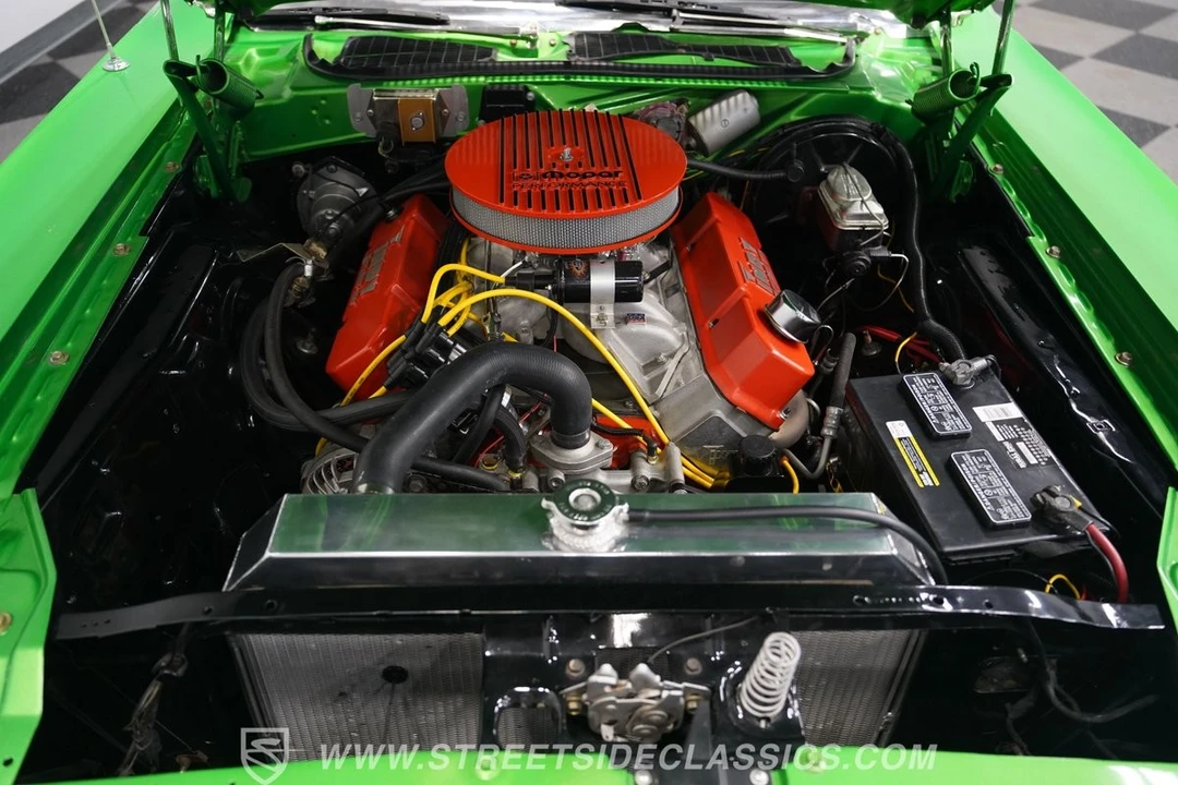2004 Dodge Challenger - Image 4 of 12