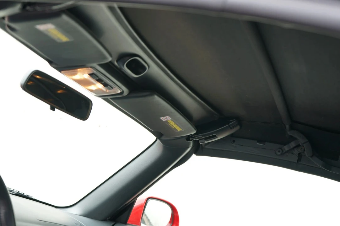 2004 Honda AP2 S2000 - Image 25 of 31