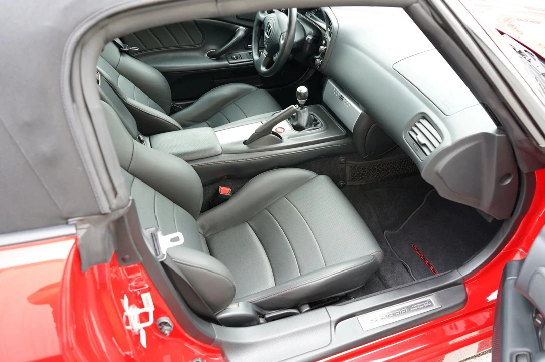 2004 Honda AP2 S2000 - Image 29 of 31