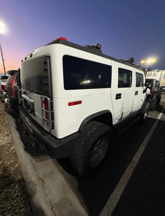 2004 Hummer Hummer H2 - Image 2 of 4